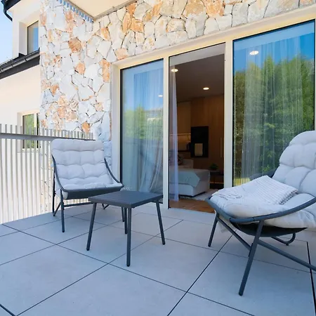 Panorama Vesna - Vas Horsky Domov Vysoké Tatry