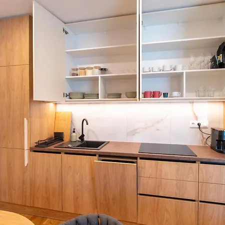 Panorama Vesna - Vas Horsky Domov Vysoké Tatry