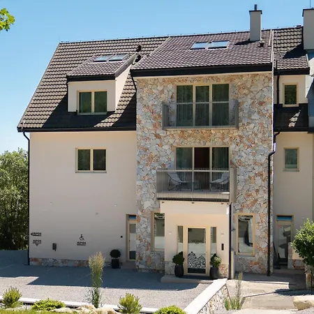 Panorama Vesna - Vas Horsky Domov Wysokie Tatry