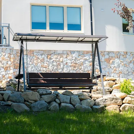 Panorama Vesna - Vas Horsky Domov * Wysokie Tatry