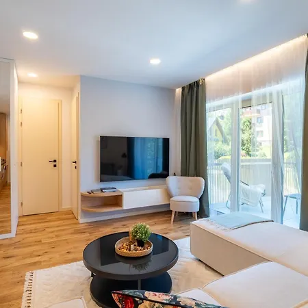 Panorama Vesna - Vas Horsky Domov *