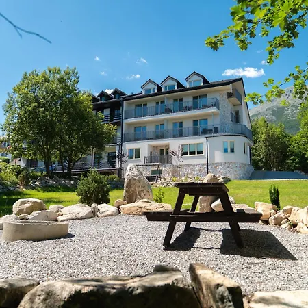 Panorama Vesna - Vas Horsky Domov *